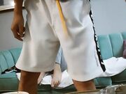 胸前纹身腰细坚挺美乳大长腿张开腿舔逼后入