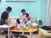 巨乳少妇难以满足两兄弟轮流操