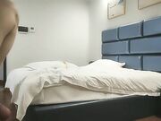 约大长腿靓女扭动屁股磨屌扶着腰站立后入02