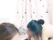 嫂子和闺蜜一起玩4P后入还被闺蜜舔奶子02