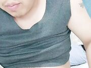 喜欢家暴的骚货被大哥收拾深喉按着头草嘴02