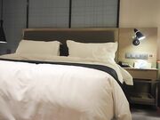 极品美女完美身材大长腿翘起屁股口交埋头舔屌