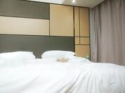 美女花臂身上满是纹身翘起肥臀被操的全身瘫软