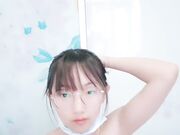 眼镜妹子给年轻小哥哥打飞机口交02