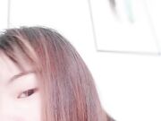 00小娇妻让小哥草嘴深喉压在身下爆草抽插