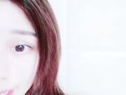 可爱肉嘟嘟的妹子超经典粉色蝴蝶逼