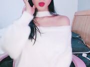 水水很甜白嫩丝袜美腿手指自淫粉穴