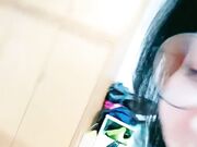 粉色奶头眼镜美少女外表甜美性格超好！张开双腿掰穴