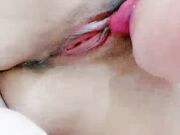 骚母狗主动提臀让大屌男摸逼后入爆草内射