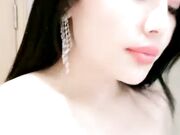 熟女极品尤物紫色情趣内衣黑丝大长腿特写粉穴