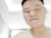 超级巨乳白皙大奶大战小鲜肉无套打桩深喉