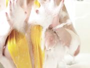 豪乳级美女凯竹放浪诱惑《迷醉淫浴缸》 咸猪手偷袭美乳 阴毛露出