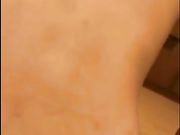 美女主播故意弄坏震动棒打电话让快递员上门退货然后色诱快递哥啪啪太有才了对白精彩