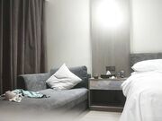 我是探索者酒店约操1500外围高潮呻吟侧入