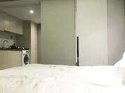 探花高大奶妹子黑色网袜特写手指扣逼