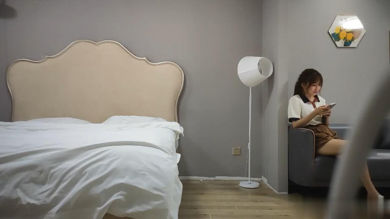 锤子探花漂亮马尾小姐姐主动骑乘屁股猛坐