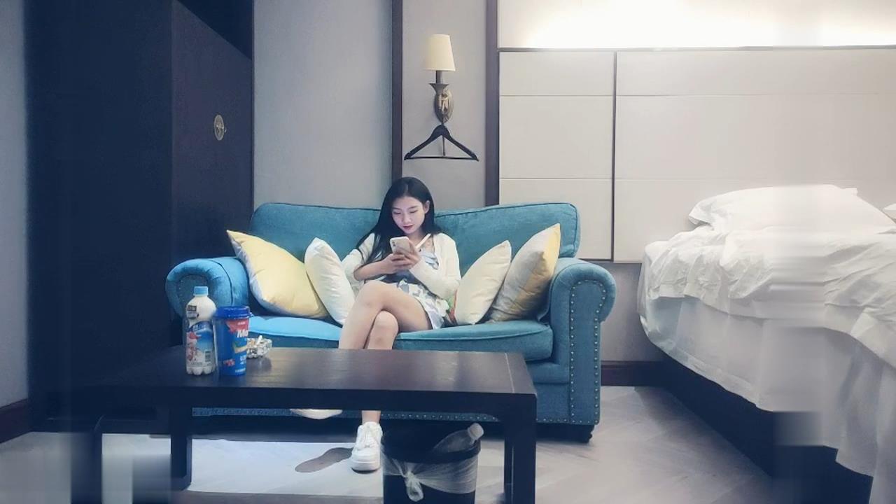 赵总寻花高颜值外围女神床上淫荡被干娇喘声声