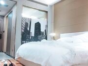 先生探花酒店操花臂纹身胖妹一线天肥逼后入