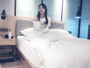 赵总寻花外围小姐姐疯狂冲击妹子高潮不断呻吟频