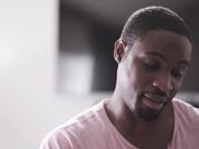 光滑内衣丰乳白嫩人妖吃鸡撸管玩黑白配添湿屁眼粗大黑肉棒猛操菊爆射