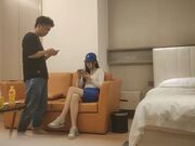 大长腿外围20岁艺术系学生主动口交上位骑乘