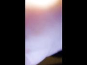 漂亮女主播户外露出无视身边经过的路人冲动直播逼逼