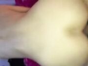 【母子乱伦门】单亲母亲想帮包皮过长的儿子开苞