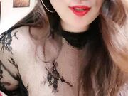 丰乳肥臀御姐 顶级大肥臀 拨开内裤跪沙发被后入 骑乘位猛坐 爽翻白浆四溅1