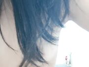 小哥骚女友让小哥双指抠逼干的哇哇叫爆草抽插