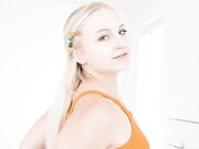 第一视角新人娇小鼠尾骑手和真正的花痴