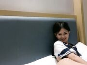 极品嫩妹妹 放开尺度酒店约炮 情趣学生制服 娇小身材细腰美臀 骑乘位怼骚穴