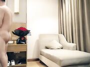 极品白虎妹在床哪个男人忍得住 一线天美穴肆意蹂躏 沙发干到床上累瘫求饶