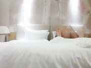 年轻男女激情4P 两个小骚逼颜值还不错 一个撸着鸡巴口交一个被小哥压在身下