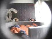 特色酒店偷拍气质长美女穿着男友买的性感内裤和网友酒店私会 女的不脱内裤