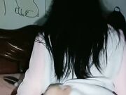 隔壁的小娘子真骚 淫水多多发情期