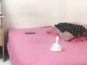 暗拍小姐上门服务 进门直接开喽跪在身下先给舔吊 各种姿势啪啪肉感小骚逼