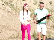 Teens Get Hardcore Outdoors 1 在户外享受性爱乐趣的年轻情侣