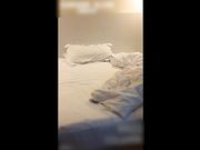 提前洗好澡放好摄像头等着骚女上钩