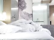 酒店偷拍漂亮温柔小少妇 甜美健谈配合度高 饥渴懂男人好似情侣偷情