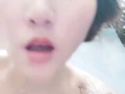 镜头摆好 露脸第一视角手持镜头露脸啪啪 特写极美鲍鱼 按摩刺激阴唇一顿爆操