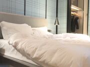 前凸后翘魔鬼身材，小姐姐好脾气温柔配合随便干