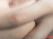 肉丝美足太诱人车上就忍不住把玩一下 带去酒店慢慢玩