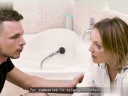 无家可归的荡妇要榨干你的所有射精