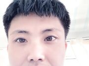 渣男小哥硬上肉肉的小嫂子 全程露脸强硬扒光 用道具猛插骚逼让小嫂子给口交