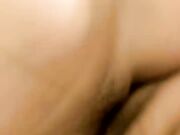 金黄色头发的极品熟女 性欲很强 完全不能满足 最后道具自慰喷水