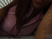 在漫长的一天的工作后帮助我的继父放松大屁股不停的吞着他的大鸡巴