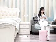 爆操清纯大学生嫩妹