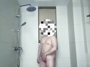 在阿姨家寄宿的日子憋的受不了阿姨为我排精数次射精也仍然勃起