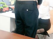 攻略自己的大奶女同事 在办公室内激情啪啪啪 主动崛起屁股等待主人的大鸡巴插入