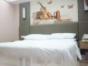 镜头插嘴深喉，顶级大白屁股，大力深插撞击很Q弹